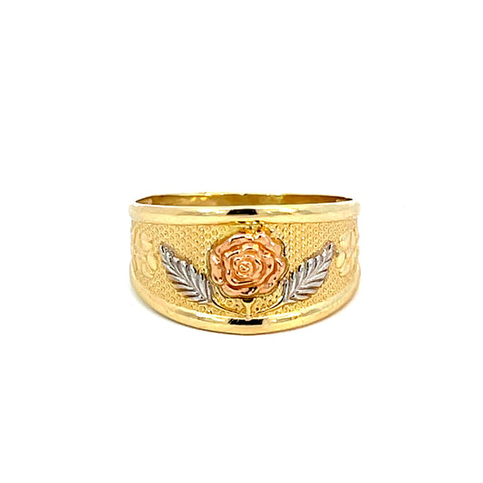 Elegant Floral Gold Ring